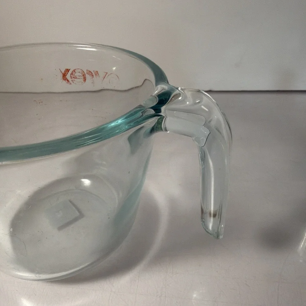 Vintage 2 Pyrex Blue Tint Glass Measuring Cup Set 1 Cup & 4 Cup /See Description